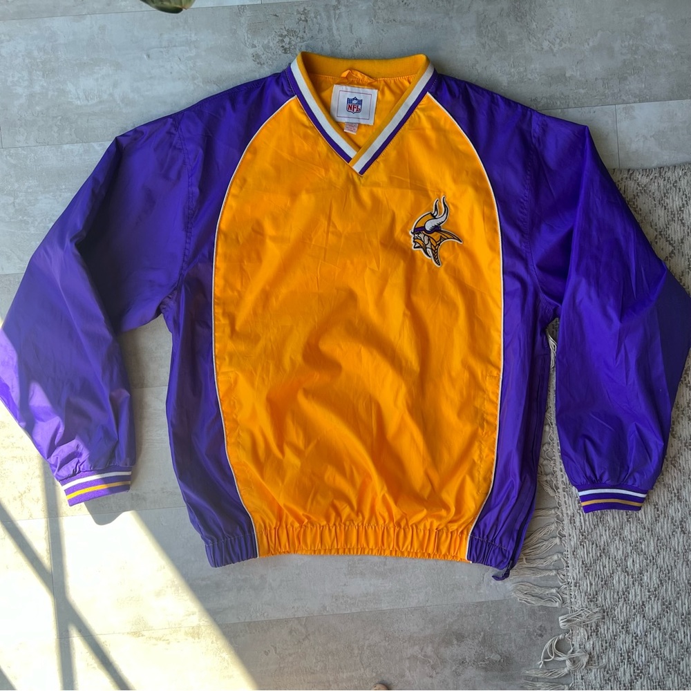 Minnesota Vikings windbreaker Nfl training football size medium 2 pockets